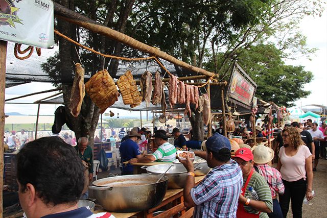 Queima do Alho do Baú