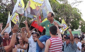 Eleições 2012 - Comemoração Ronaldinho